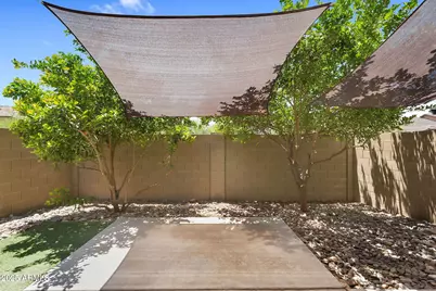 2725 E Mine Creek Road #1076, Phoenix, AZ 85024 - Photo 36