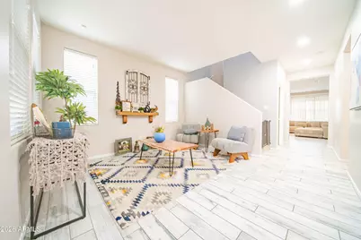 8545 W Peppertree Lane, Glendale, AZ 85305 - Photo 2