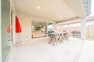 8545 W Peppertree Ln, Glendale, AZ 85305 - Photo 26