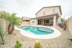 8545 W Peppertree Ln, Glendale, AZ 85305 - Photo 26