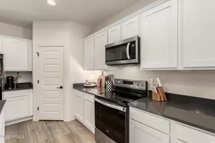 13537 W Cassia Trail, Peoria, AZ 85383 - Photo 6