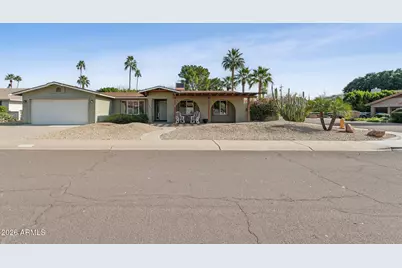 8205 N 2nd Drive, Phoenix, AZ 85021 - Photo 2