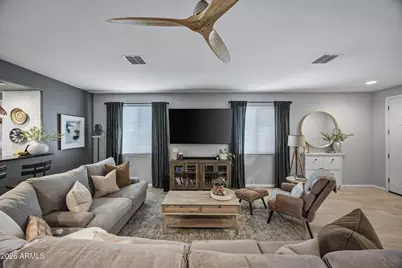 7676 W Fetlock Trail, Peoria, AZ 85383 - Photo 14