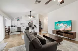 10406 N 41st Dr, Phoenix, AZ 85051 - Photo 6