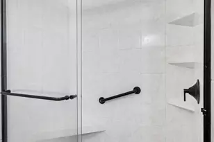 10406 N 41st Dr, Phoenix, AZ 85051 - Photo 18