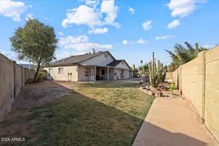 1920 E Saint Catherine Ave, Phoenix, AZ 85042 - Photo 26