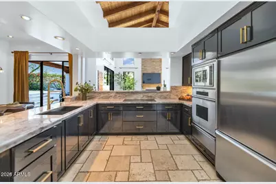 6198 N 28th Place, Phoenix, AZ 85016 - Photo 10