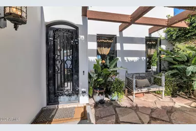 6198 N 28th Place, Phoenix, AZ 85016 - Photo 2