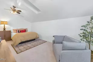 6198 N 28th Pl, Phoenix, AZ 85016 - Photo 18