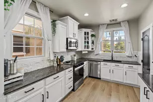 2791 S Balsam Dr, Gilbert, AZ 85295 - Photo 2