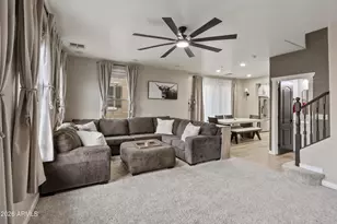 2791 S Balsam Dr, Gilbert, AZ 85295 - Photo 10