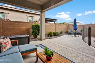 2819 E Los Gatos Dr, Phoenix, AZ 85050 - Photo 24