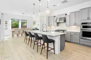 2819 E Los Gatos Dr, Phoenix, AZ 85050 - Photo 6