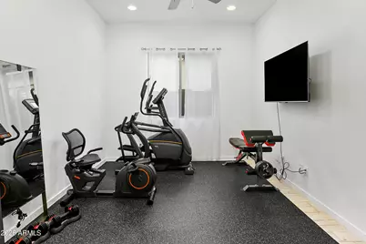 2819 E Los Gatos Drive, Phoenix, AZ 85050 - Photo 14