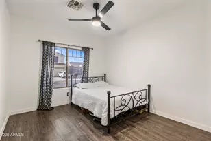 2538 E Mine Creek Rd, Phoenix, AZ 85024 - Photo 16