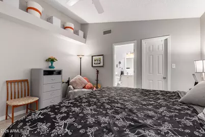 8140 N 107th Avenue #112, Peoria, AZ 85345 - Photo 14