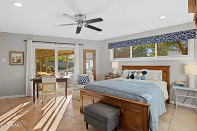 4209 E Patricia Jane Drive, Phoenix, AZ 85018 - Photo 16