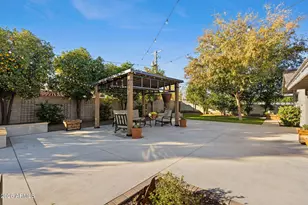 4209 E Patricia Jane Dr, Phoenix, AZ 85018 - Photo 32