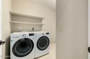 1501 E Earll Dr, Phoenix, AZ 85014 - Photo 28