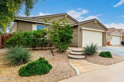 40121 W Curtis Way, Maricopa, AZ 85138 - Photo 2