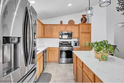 13980 W Mauna Loa Lane, Surprise, AZ 85379 - Photo 6