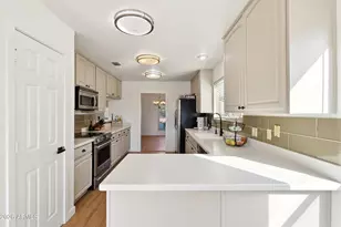 3925 E Wildwood Dr, Phoenix, AZ 85048 - Photo 14