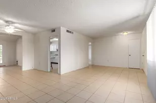 10608 W White Mountain Rd, Sun City, AZ 85351 - Photo 14