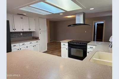 7126 W Sunnyside Drive, Peoria, AZ 85345 - Photo 6