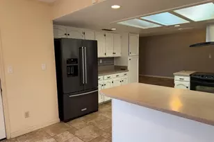 7126 W Sunnyside Dr, Peoria, AZ 85345 - Photo 4