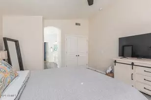 1469 E Carla Vista Dr, Gilbert, AZ 85295 - Photo 16