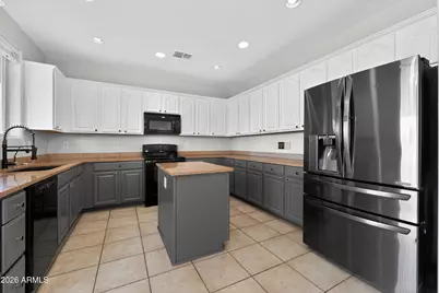 3850 E Longhorn Street, San Tan Valley, AZ 85140 - Photo 16