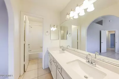 7056 W Eva Street, Peoria, AZ 85345 - Photo 10