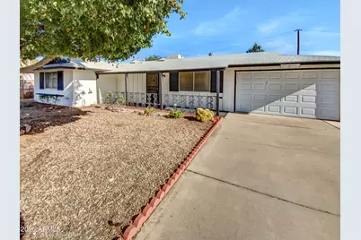 11807 N Thunderbird Road, Sun City, AZ 85351 - Photo 2