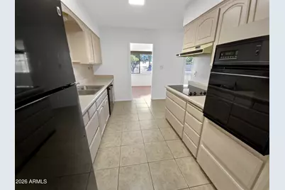 11807 N Thunderbird Road, Sun City, AZ 85351 - Photo 8