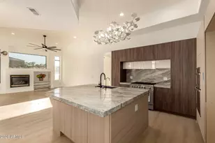 4843 E Estevan Rd, Phoenix, AZ 85054 - Photo 14