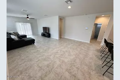 39995 W Agave Road, Maricopa, AZ 85138 - Photo 4