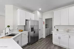 1433 N 80th Ln, Phoenix, AZ 85043 - Photo 6