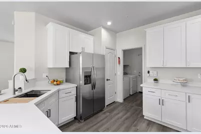 1433 N 80th Lane, Phoenix, AZ 85043 - Photo 1