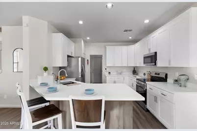 1433 N 80th Lane, Phoenix, AZ 85043 - Photo 8