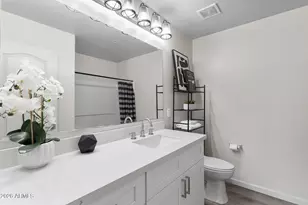 1433 N 80th Ln, Phoenix, AZ 85043 - Photo 16