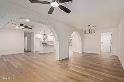 4208 W Burgess Lane, Phoenix, AZ 85041 - Photo 8