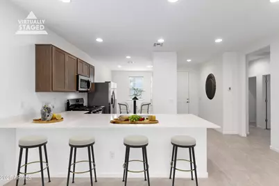 9812 W Catalina Drive, Phoenix, AZ 85037 - Photo 6