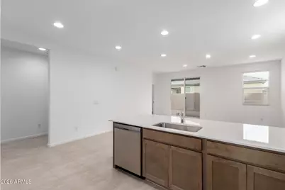 9812 W Catalina Drive, Phoenix, AZ 85037 - Photo 8