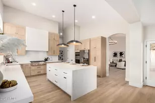 4560 E Paso Trail, Phoenix, AZ 85050 - Photo 2