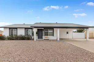 2529 E Commonwealth Cir, Chandler, AZ 85225 - Photo 2