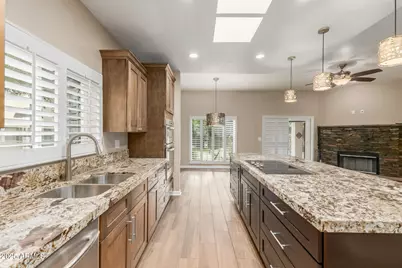 4217 E Altadena Avenue, Phoenix, AZ 85028 - Photo 10