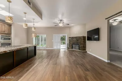 4217 E Altadena Avenue, Phoenix, AZ 85028 - Photo 6