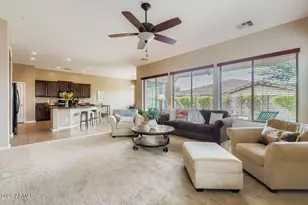 12319 W Eagle Ridge Ln, Peoria, AZ 85383 - Photo 2