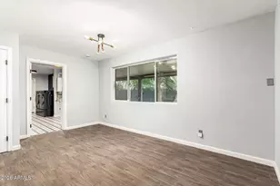 19630 N 18th Dr, Phoenix, AZ 85027 - Photo 10