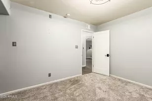 19630 N 18th Dr, Phoenix, AZ 85027 - Photo 30